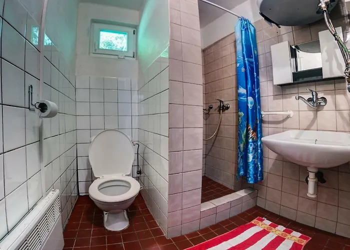 256 Chalet *